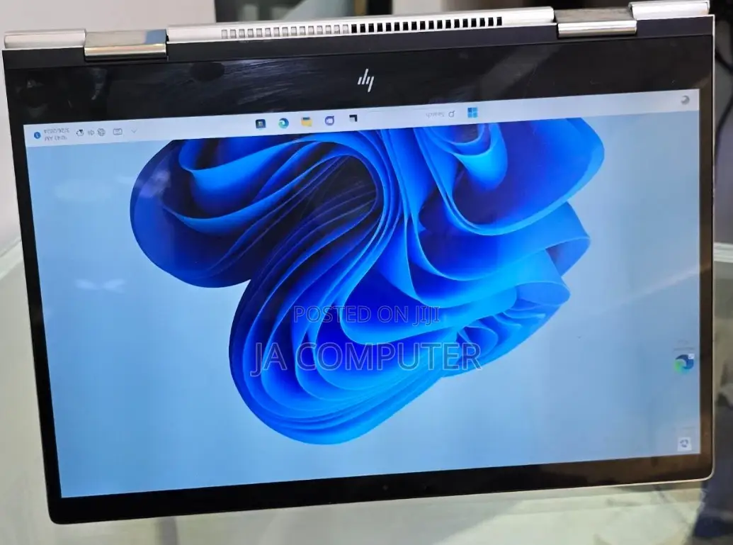 New Laptop HP Envy X360 20GB Intel Core I7 SSD 512GB