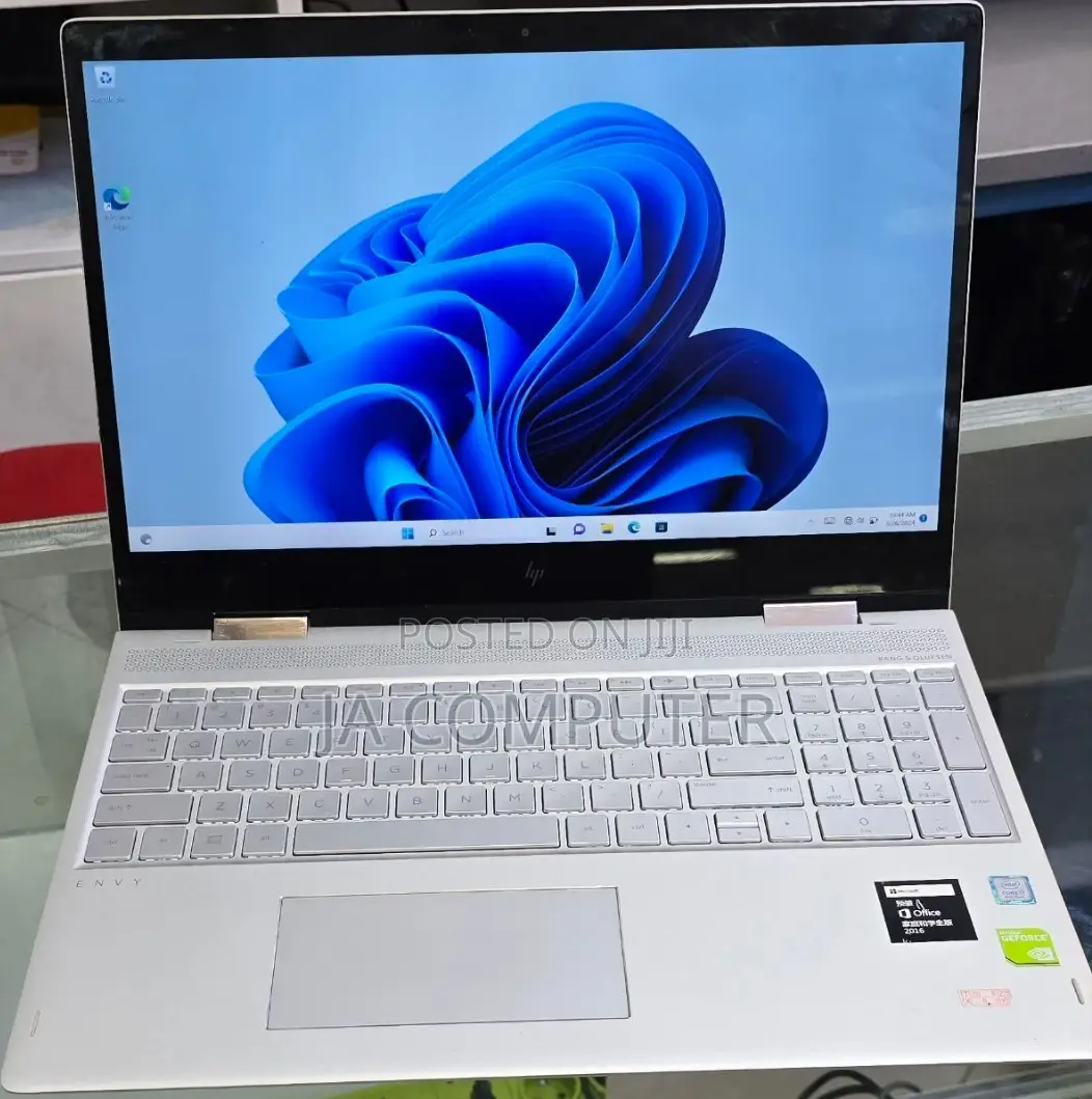 New Laptop HP Envy X360 20GB Intel Core I7 SSD 512GB