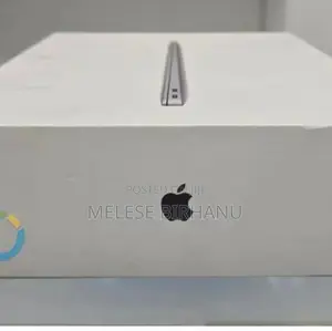 New Laptop Apple MacBook Air 8GB Apple M1 SSD 512GB