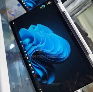 New Laptop HP Pavilion X360 8GB Intel Core i5 SSD 512GB