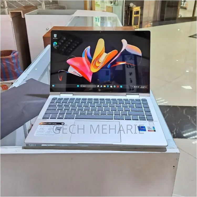 New Laptop HP Envy X360 16GB Intel Core I7 SSD 512GB