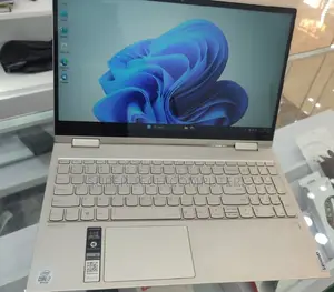 New Laptop Lenovo Yoga 910 12GB Intel Core I7 SSD 512GB