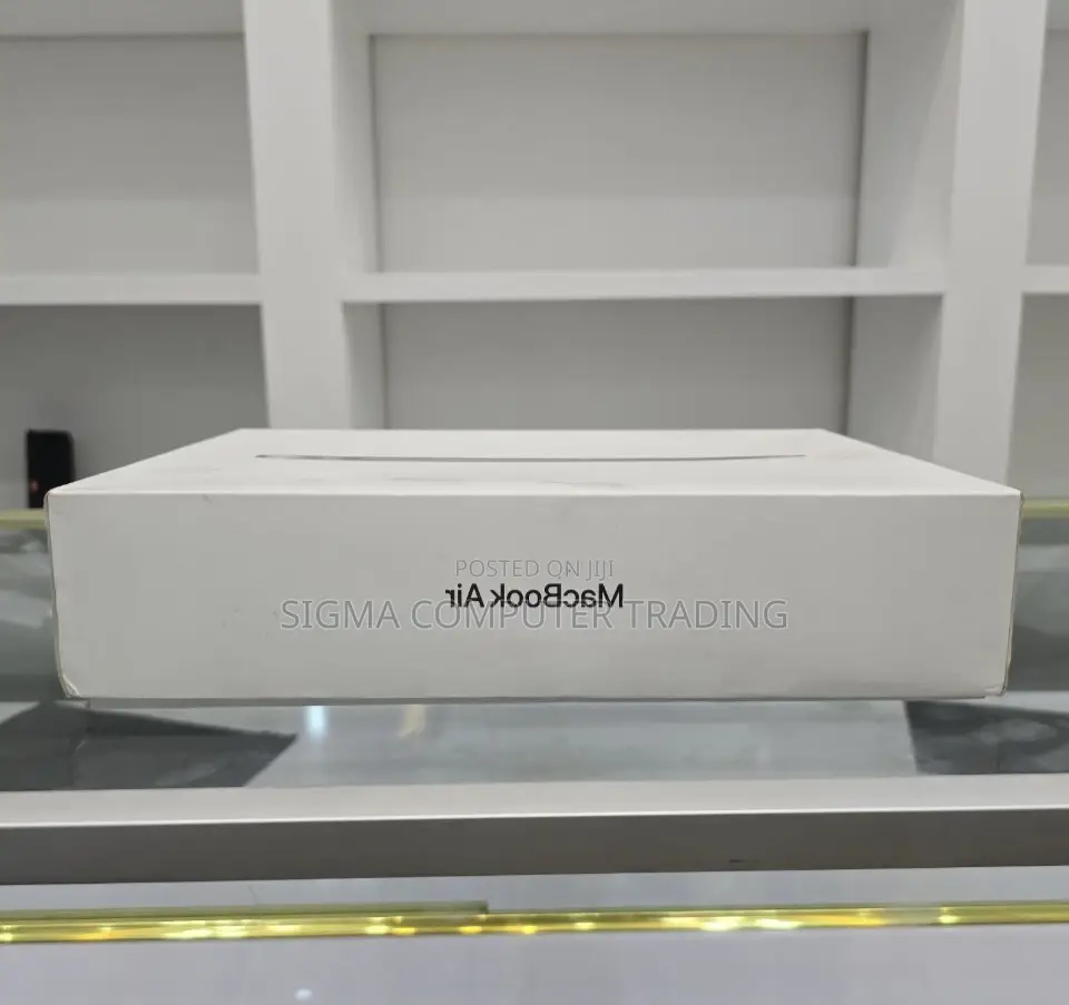 New Laptop Apple MacBook Air 2020 M1 8GB Apple M1 SSD 512GB