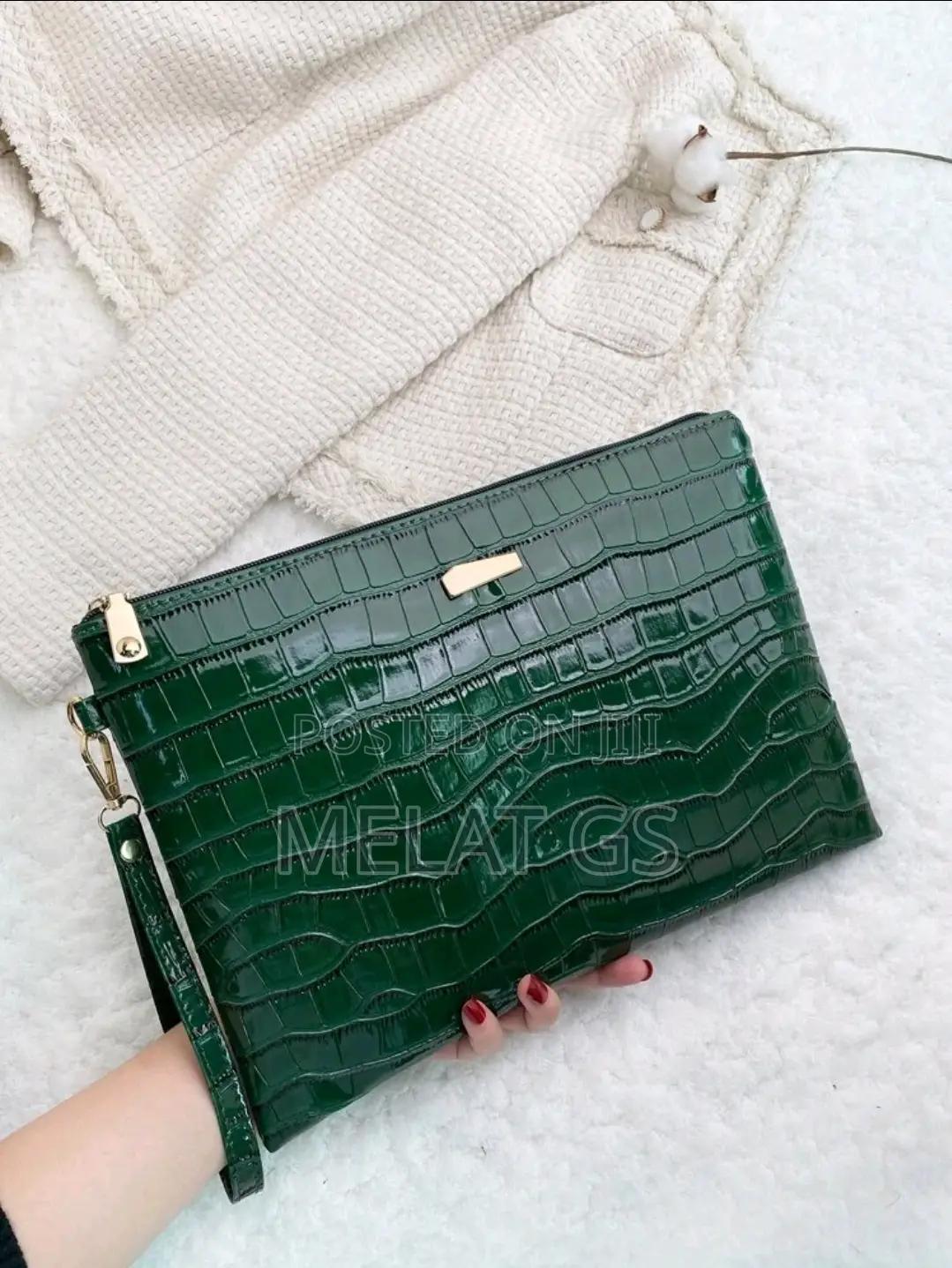 Women Bags and Cluch