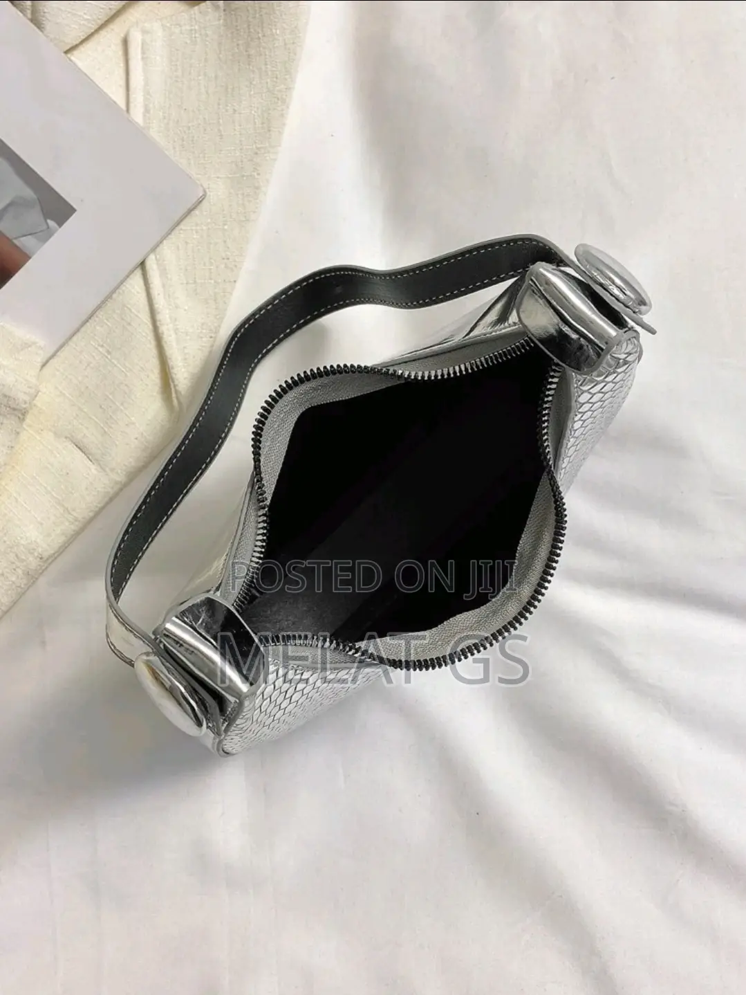 Women Bags and Cluch