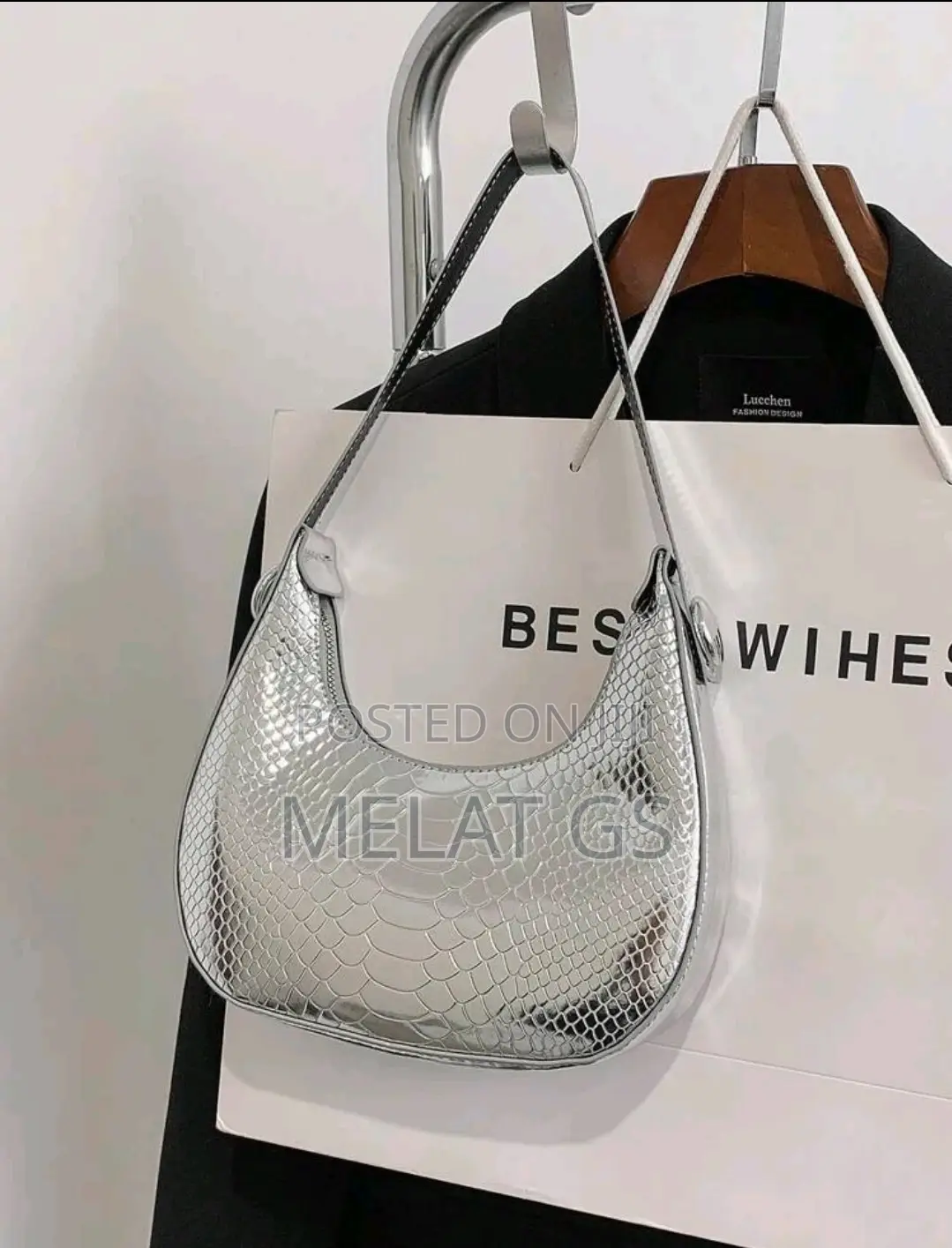 Women Bags and Cluch