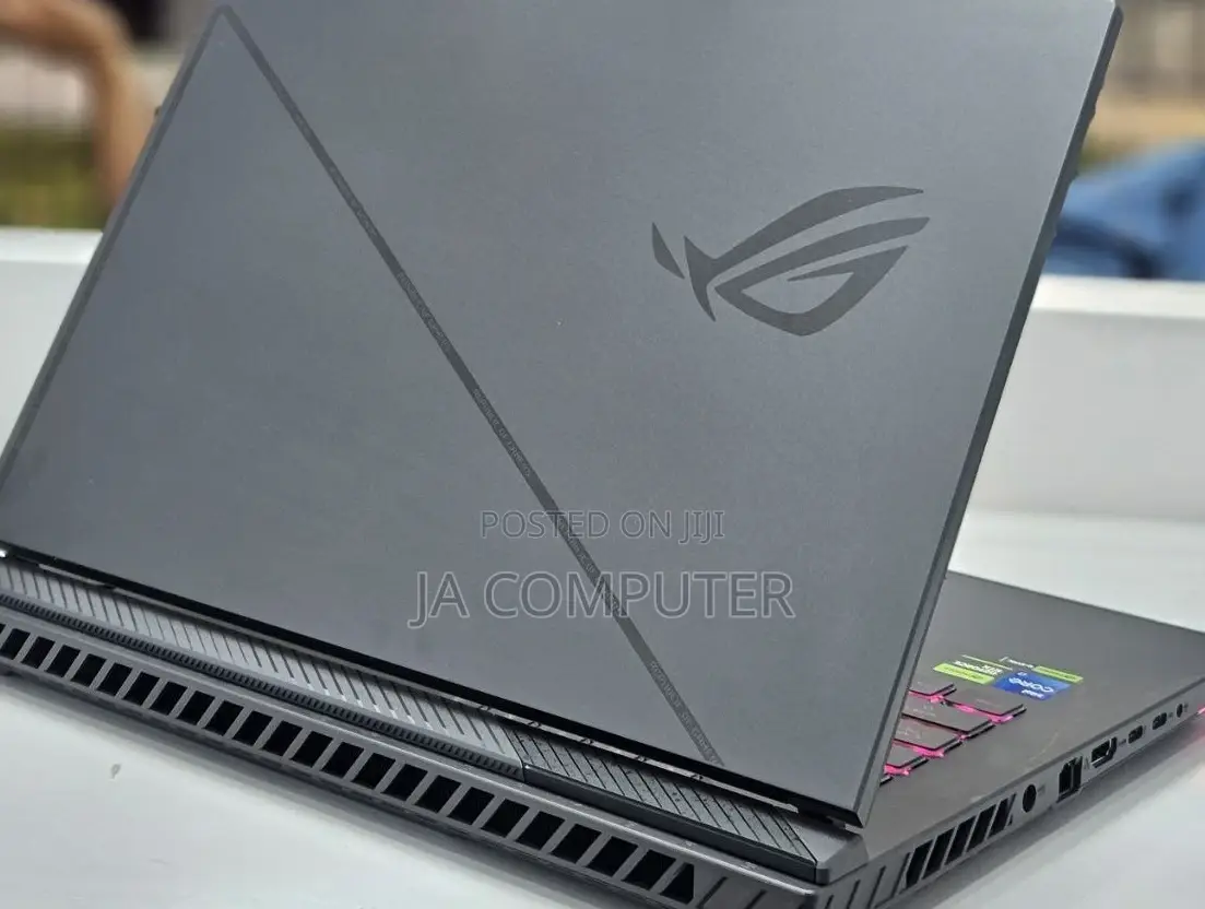 New Laptop Asus ROG Strix G15 16GB Intel Core I7 SSD 1T
