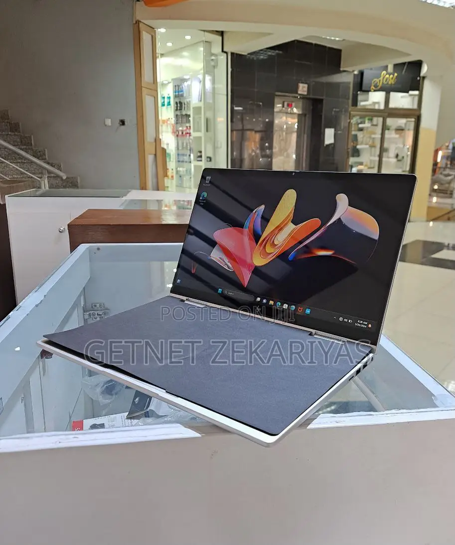 New Laptop HP Envy 13 16GB Intel Core I7 SSD 1T