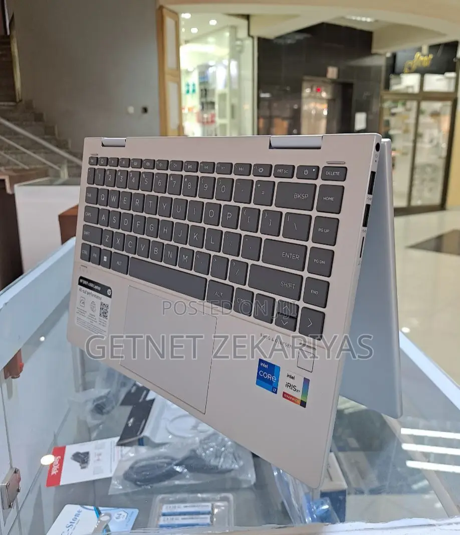 New Laptop HP Envy 13 16GB Intel Core I7 SSD 1T