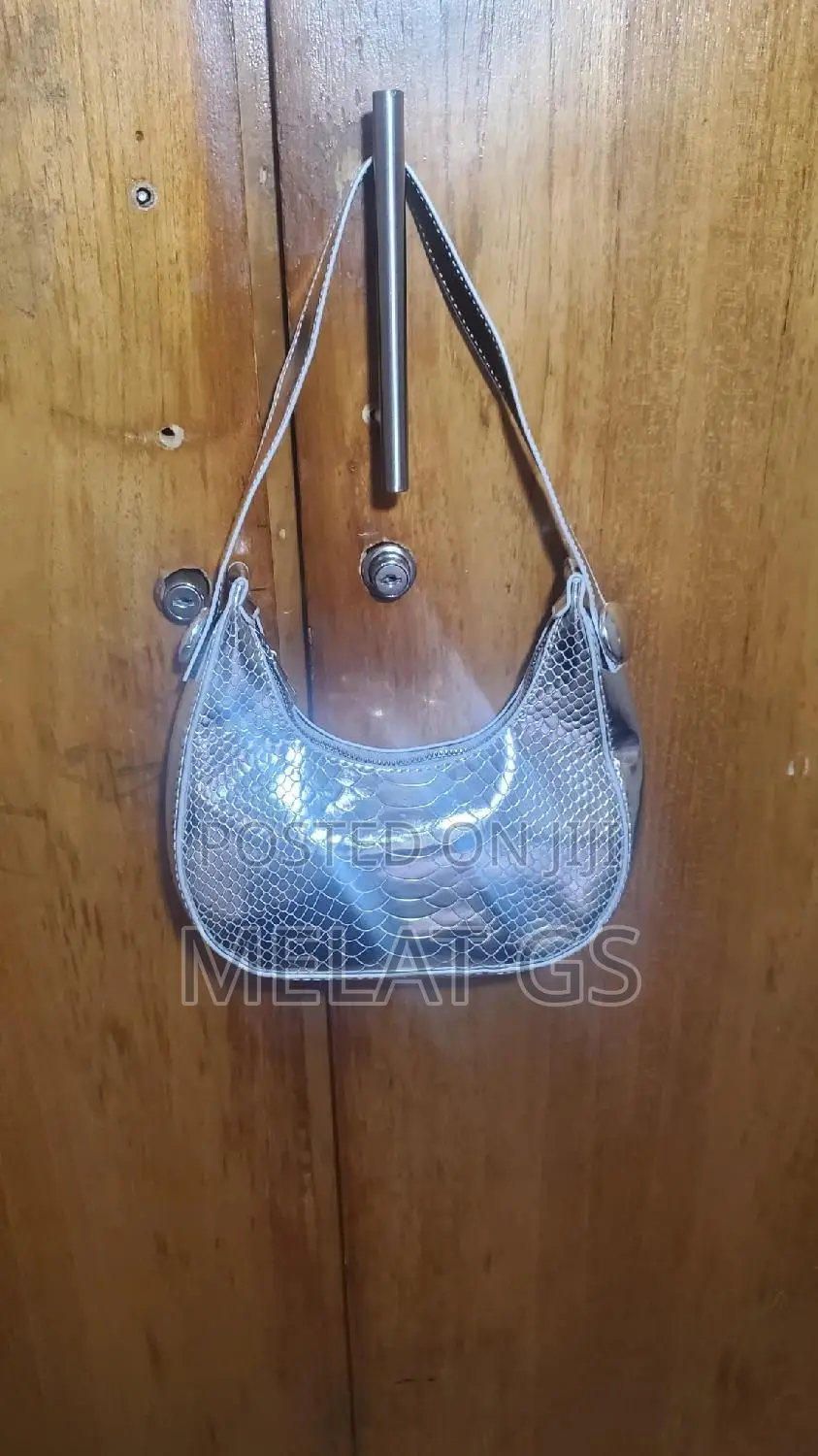 Women Bags and Cluch