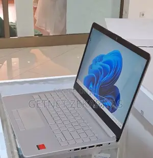 New Laptop HP EliteBook 840 G3 8GB Intel Core I5 SSD 256GB