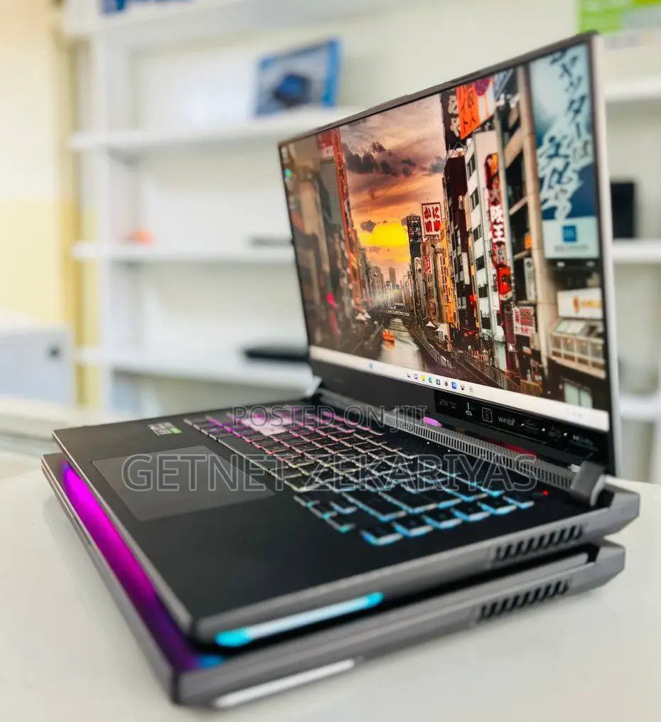 New Laptop Asus ROG Strix G15 16GB AMD Ryzen 7 SSD 1T