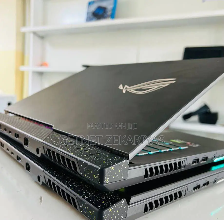 New Laptop Asus ROG Strix G15 16GB AMD Ryzen 7 SSD 1T