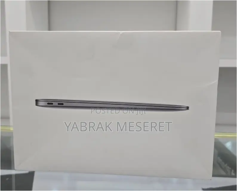 New Laptop Apple MacBook Air 2020 M1 8GB Apple M1 SSD 512GB