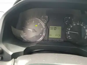 Toyota Land Cruiser Prado 2019 White