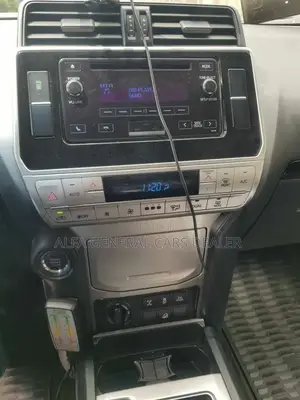 Toyota Land Cruiser Prado 2019 White