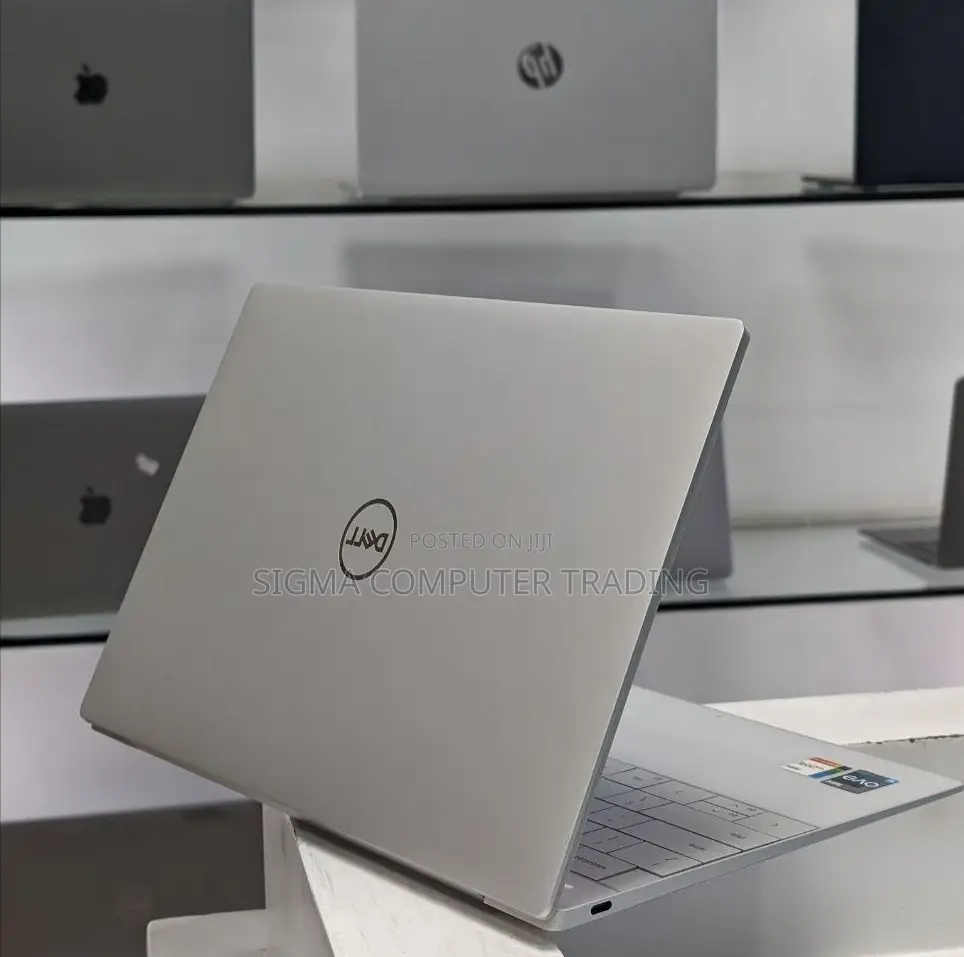 New Laptop Dell XPS 13 32GB Intel Core i7 SSD 512GB