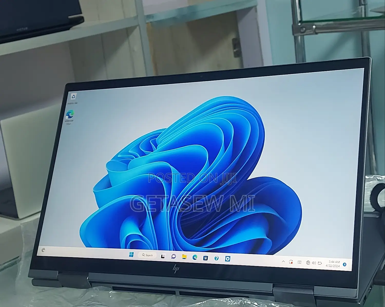 New Laptop HP Envy X360 8GB Intel Core i5 SSD 512GB