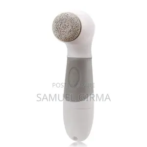 ~MORA Beauty Care Massager/Cleansing Brush
