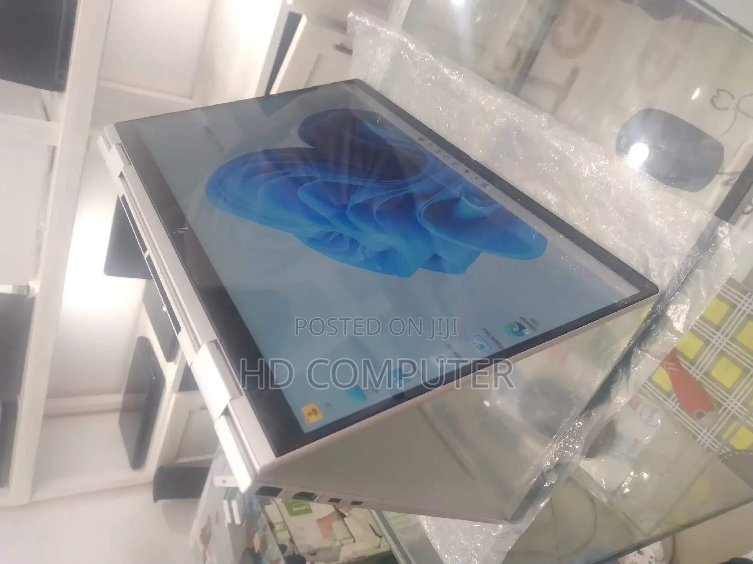 New Laptop HP Envy X360 16GB Intel Core I7 SSD 1T