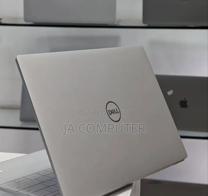 New Laptop Dell XPS 15 32GB Intel Core I7 SSD 512GB