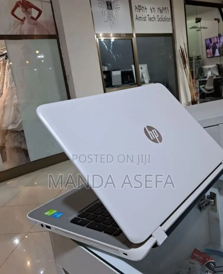 New Laptop HP Pavilion 15 8GB Intel Core I5 HDD 1T