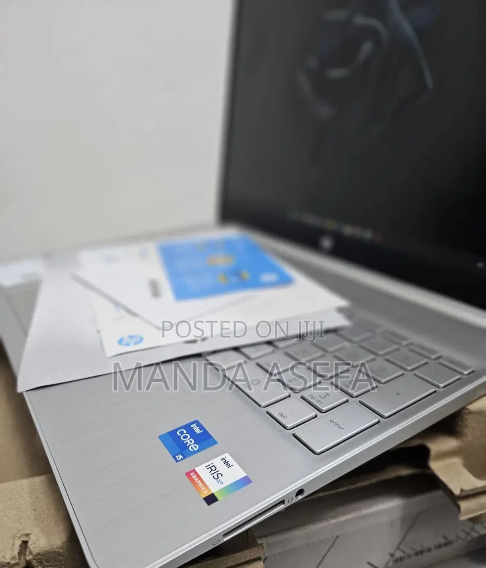 New Laptop HP Stream Notebook 8GB Intel Core I5 SSD 256GB