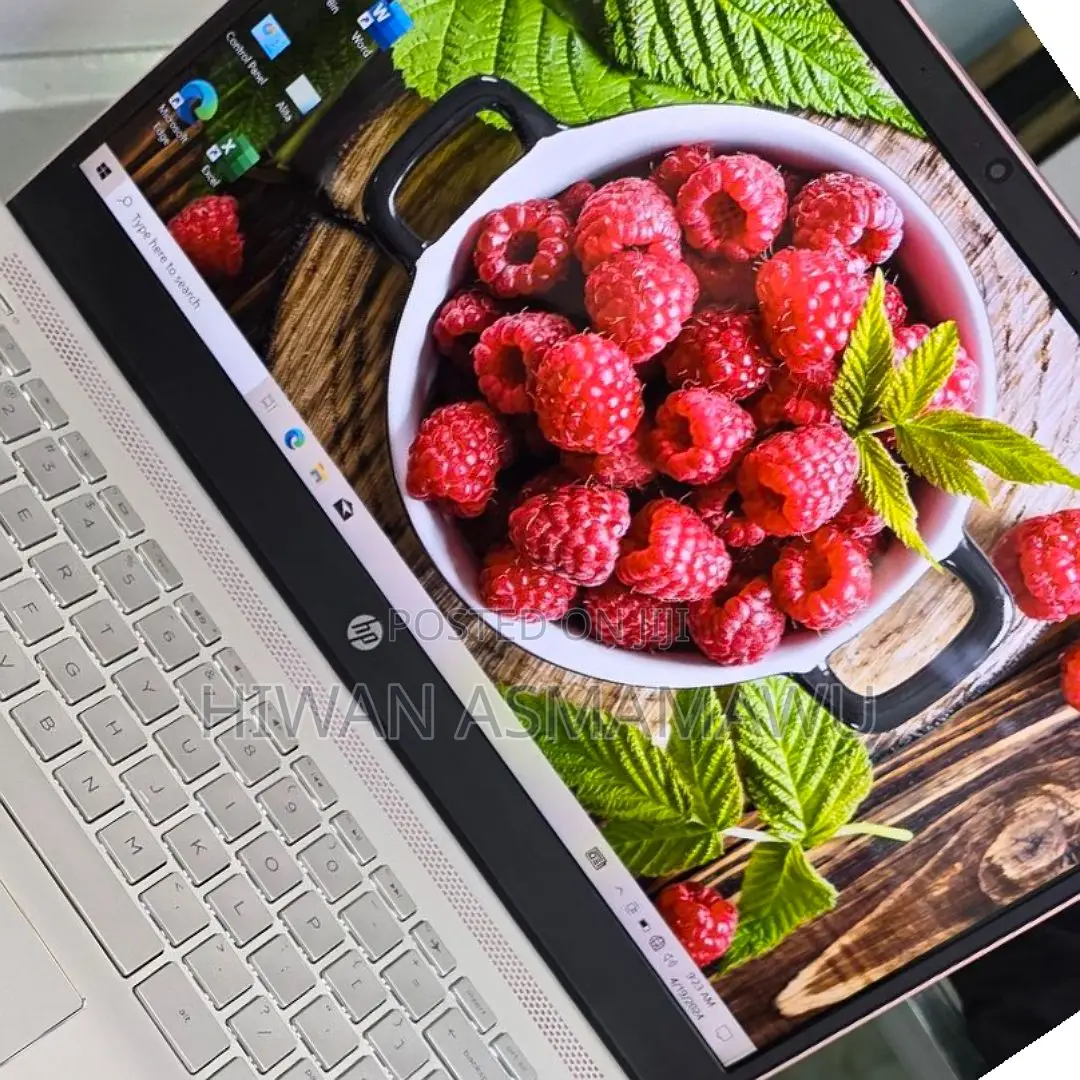 New Laptop HP Pavilion 15 8GB Intel Core I5 HDD+SSD 500GB