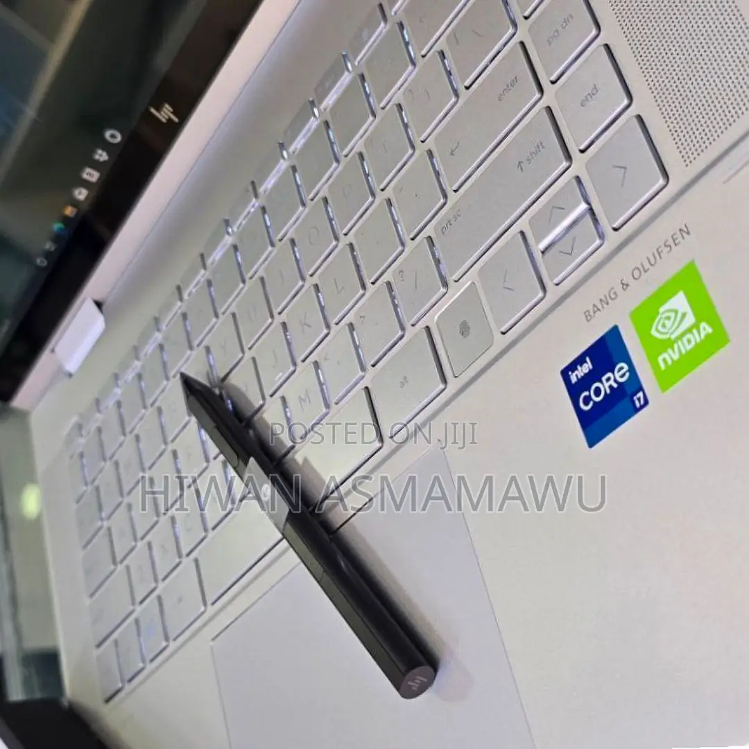 New Laptop HP Envy X360 16GB Intel Core I7 SSD 512GB