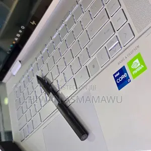 New Laptop HP Envy X360 16GB Intel Core I7 SSD 512GB