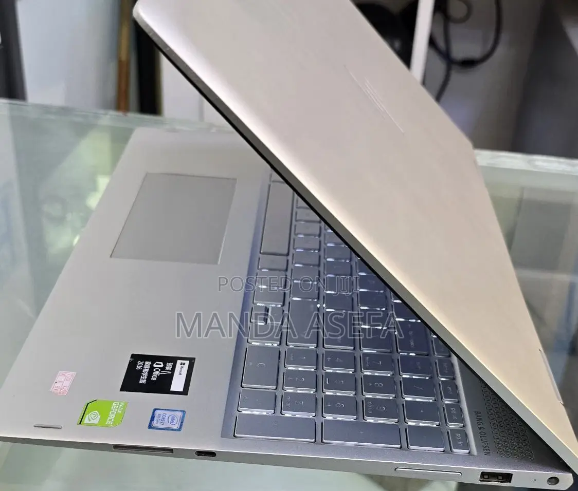 New Laptop HP Envy X360 20GB Intel Core I7 SSD 512GB