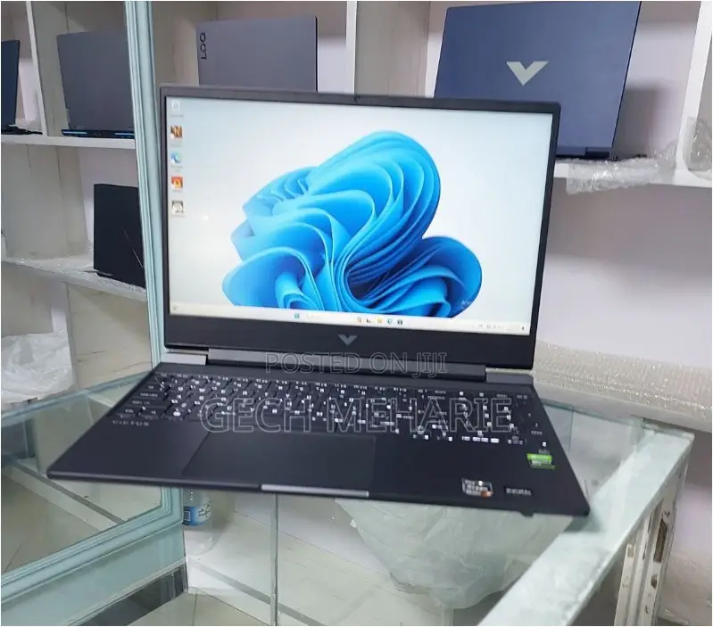 New Laptop HP Victus 16 16GB Nvidia SSD 512GB