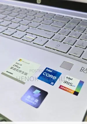 New Laptop HP Pavilion 15 8GB Intel Core i5 SSD 512GB