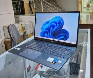 New Laptop HP Pavilion 15 16GB Intel Core I5 SSD 1T