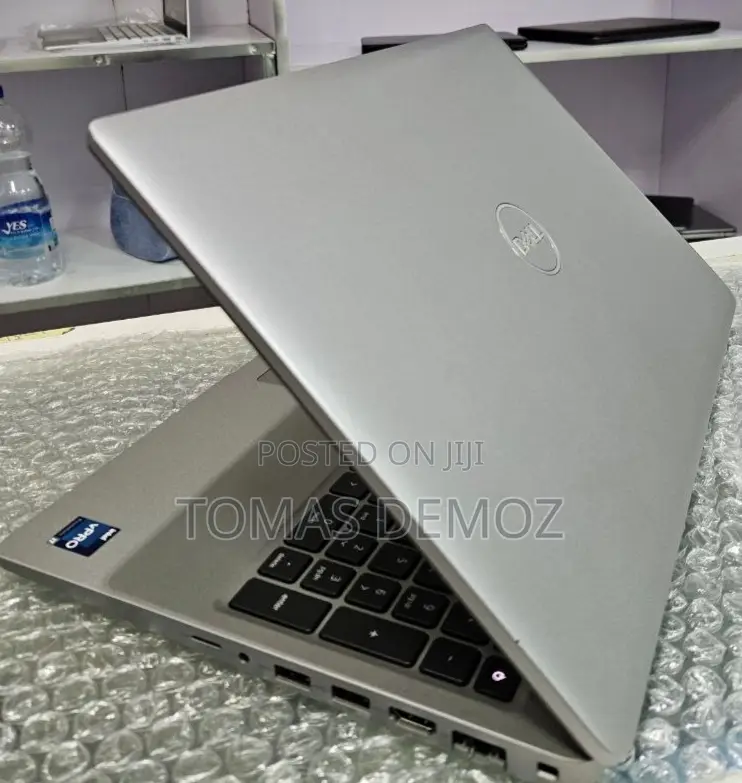 New Laptop Dell Latitude 5310 16GB Intel Core I7 SSD 512GB