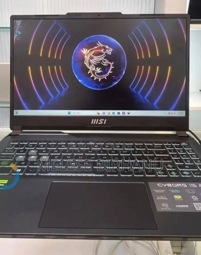New Laptop Asus ROG Mothership (GZ700) 16GB Intel Core I7 SSD 1T