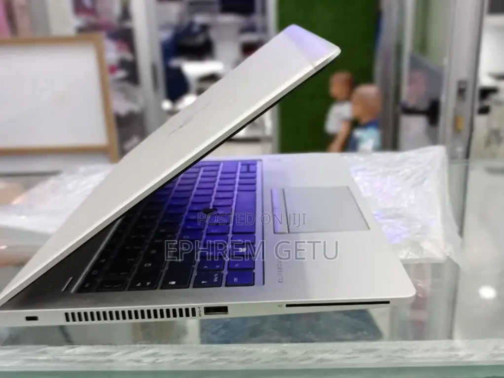New Laptop HP EliteBook 830 G5 8GB Intel Core I5 SSD 512GB