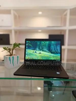 New Laptop Dell Latitude 5310 8GB Intel Core I7 SSD 256GB