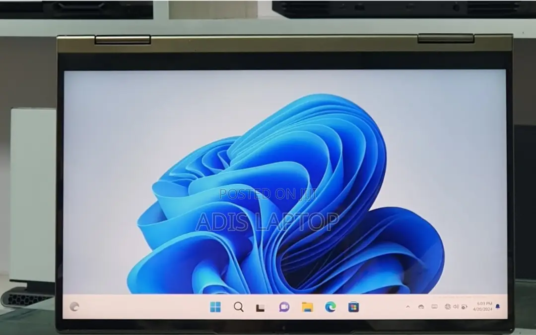 New Laptop Lenovo ThinkPad Yoga 12GB Intel Core I7 SSD 512GB