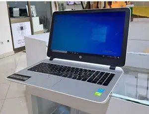 New Laptop HP Pavilion 15 8GB Intel Core I5 HDD 1T