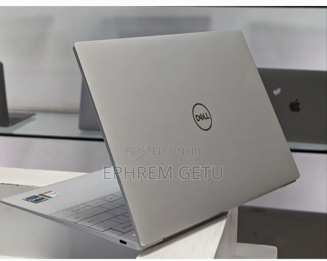 New Laptop Dell XPS 13 32GB Intel Core I7 SSD 512GB