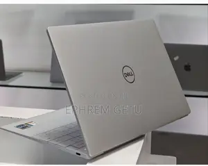 New Laptop Dell XPS 13 32GB Intel Core I7 SSD 512GB