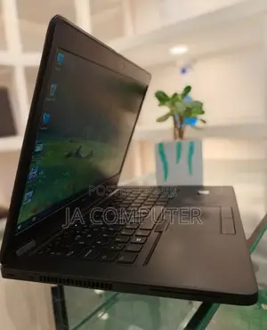 New Laptop Dell Latitude 5480 8GB Intel Core I5 SSD 256GB