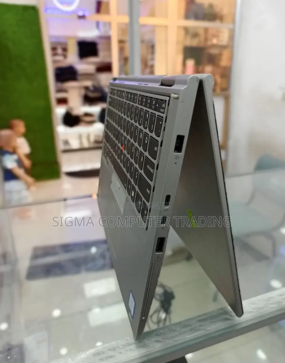 New Laptop Lenovo ThinkPad X390 16GB Intel Core I7 SSD 512GB