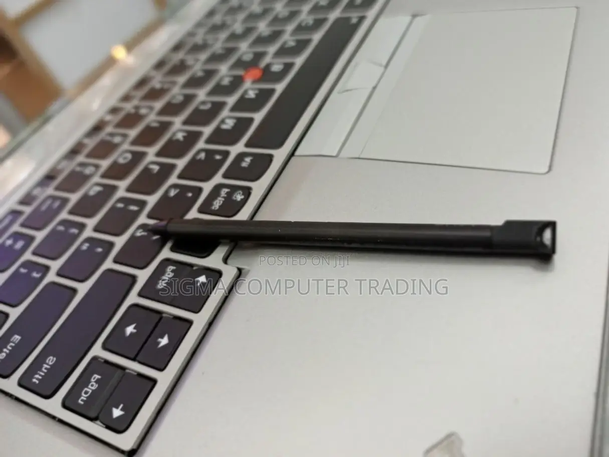 New Laptop Lenovo ThinkPad X390 16GB Intel Core I7 SSD 512GB