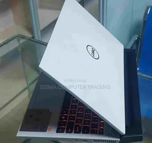 New Laptop Dell G15 5535 16GB AMD Ryzen 7 SSD 512GB