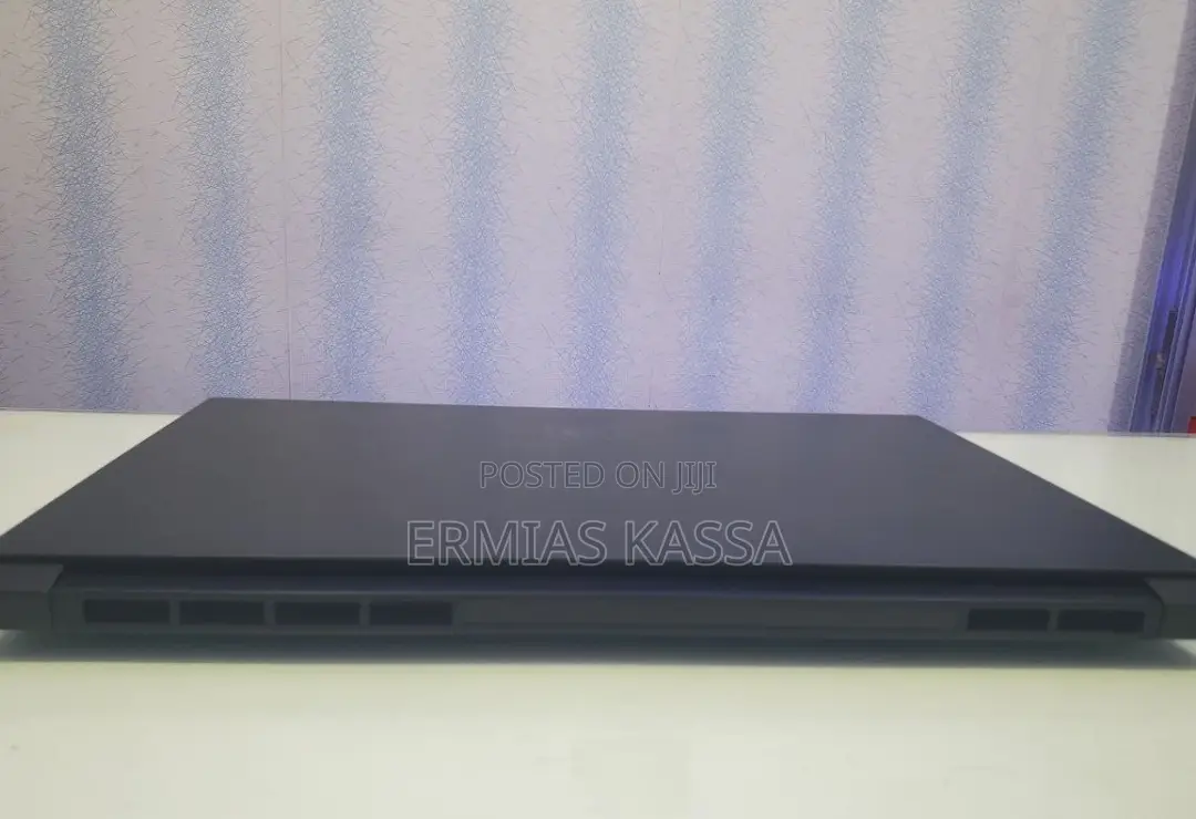 New Laptop MSI GS66 Stealth 10UH 32GB Intel Core I9 SSD 1T