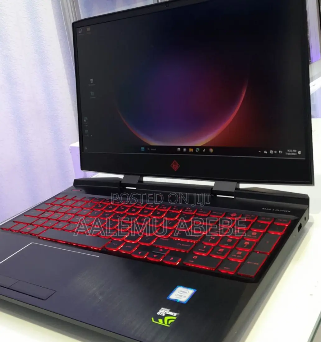 New Laptop HP Omen X 8GB Intel Core I5 HDD 1T