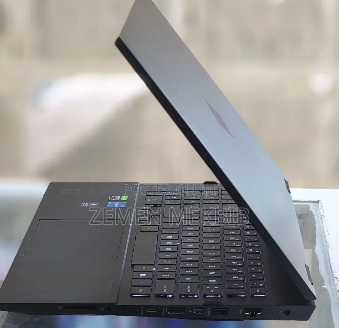 New Laptop HP Omen 15 16GB Intel Core I7 SSD 1T