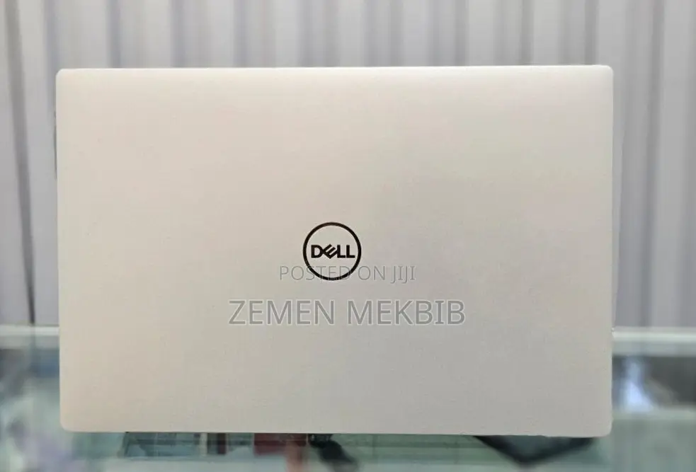 New Laptop Dell XPS 15 32GB Intel Core I7 SSD 512GB